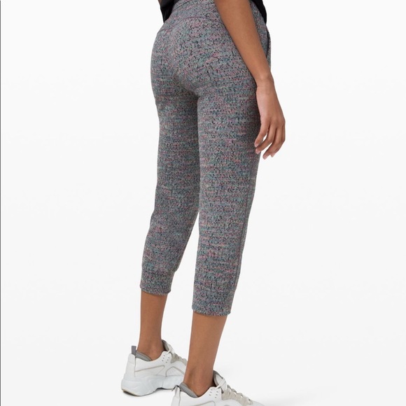 lululemon athletica Pants - Lululemon Ready to Rulu Jogger Crop